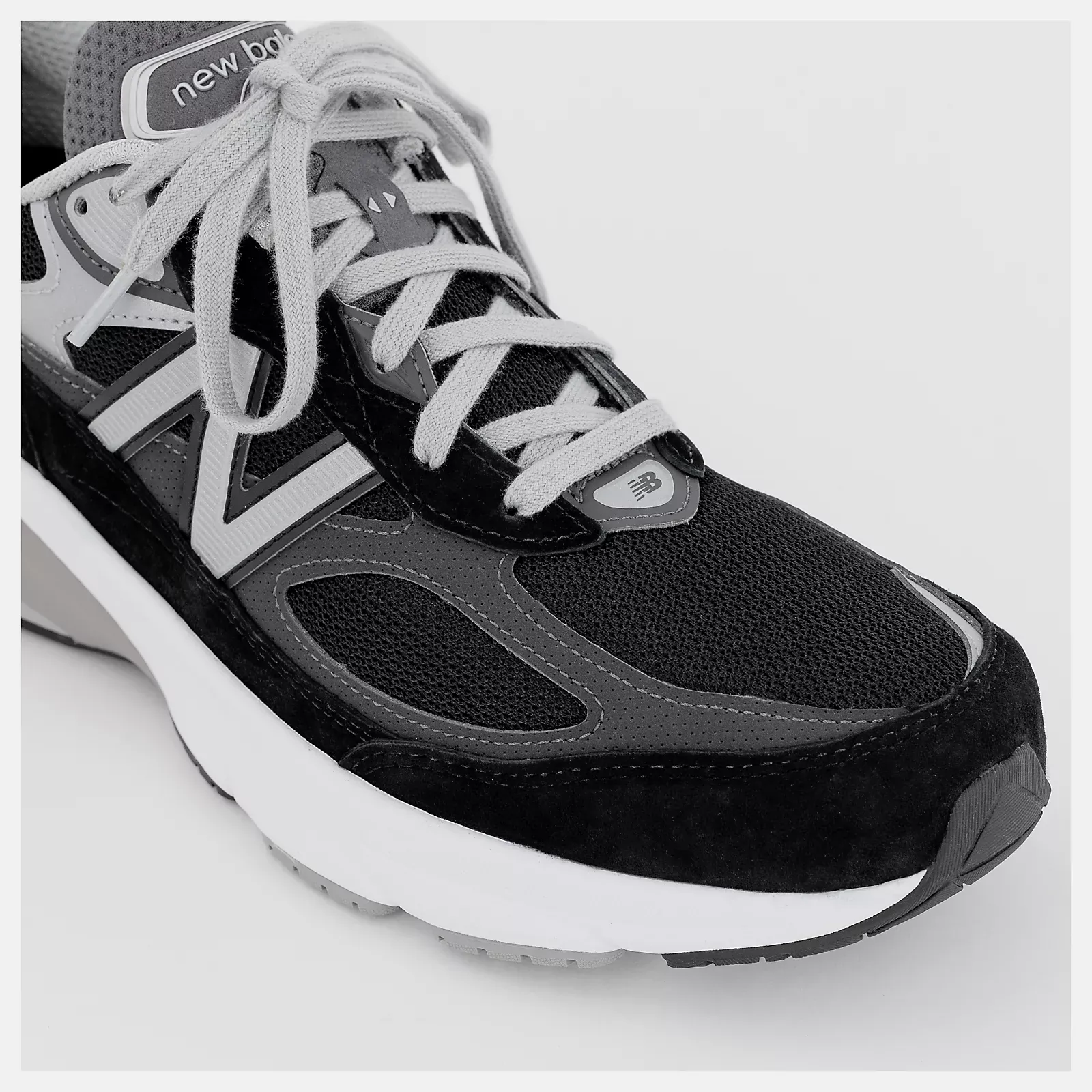 New Balance Men's 990v6 Running Shoes- Black/White - Image 5